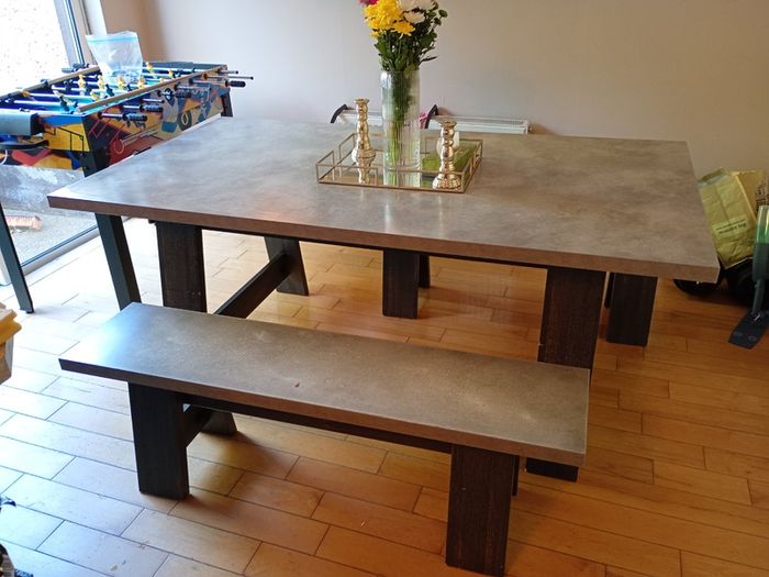Table & 2 benches