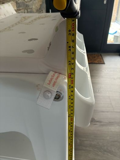 babylo baby changing table and bath with storage