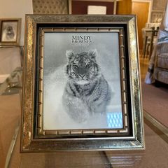 Mindy Brown Frame