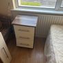 Chest of drawers & nightstand Image 3