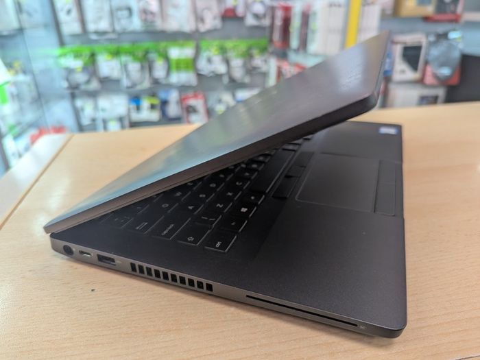 Dell Latitude 5400