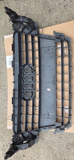 Audi A5 2008-2011 Audi A5 Car Left and Right Side Fog Light Grille Cover 8T0 807 681