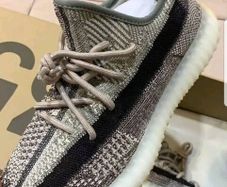 Yeezy boost 350 v2