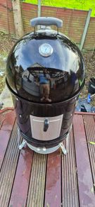 Weber Smokey Mountain Cooker 47cm smoker + cover + Weber Bluetooth thermometer