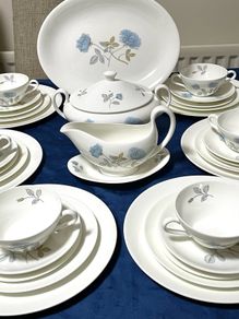 Wedgewood  ice rose full dinner set
