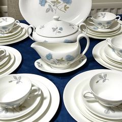 Wedgewood  ice rose full dinner set