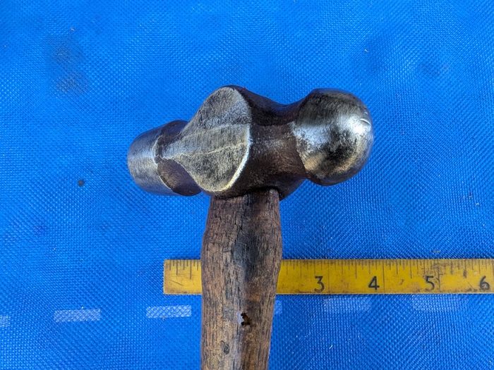 Blacksmiths 1.1/2lb hammers