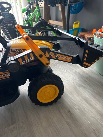 Electric Toy Tractor