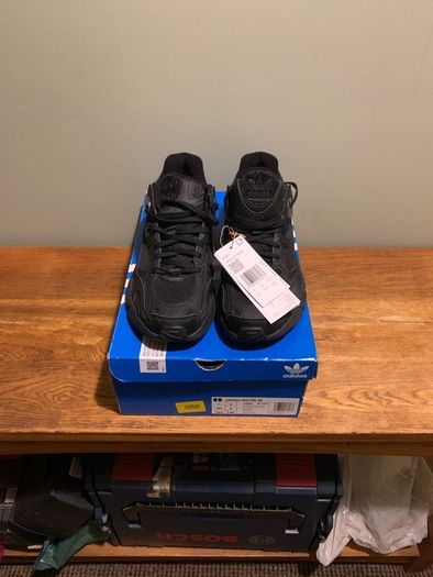 Adidas Astir W Black Original Trainers