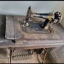 Sewing machine Vintage Image 2