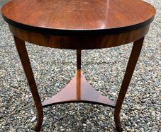 Mahogany Coffee table, 60cm diameter