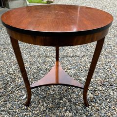 Mahogany Coffee table, 60cm diameter