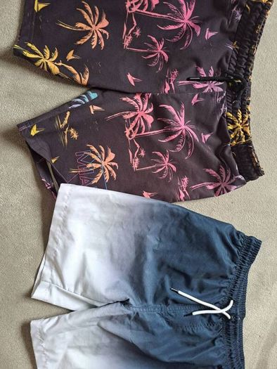 Boys swim shorts 10-11
