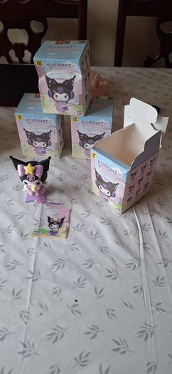 kuromi blind boxes