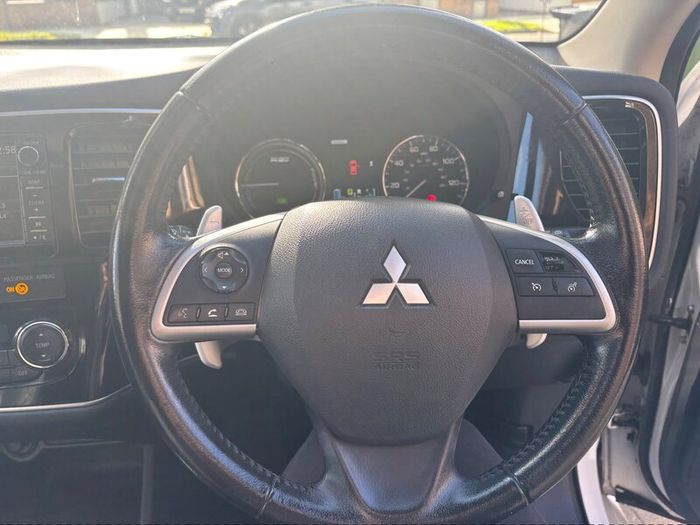 Mitsubishi Outlander 2015