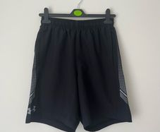 Under Armour HeatGear Black Sports Shorts - Mens Small - Loose Fit