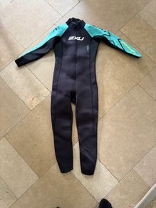 wetsuit