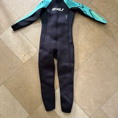 wetsuit