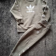 Boys Adidas tracksuit size 3-4 age
