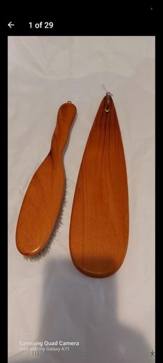 Wooden clothes brush ,,used condition, but overall good condition, see pictures for condition few marks ,take as is ,buyer collects or pays postage thank you