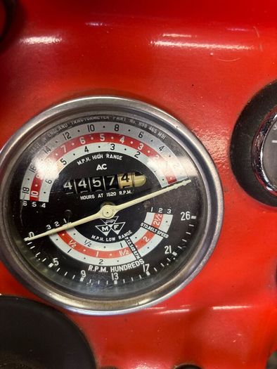 Massey Ferguson 135