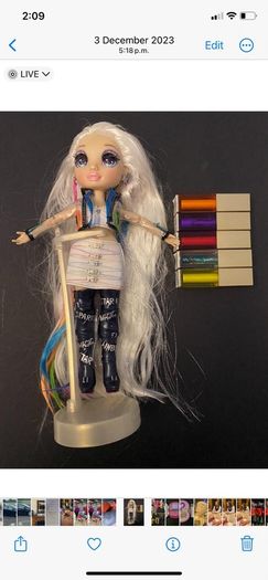 3 Rainbow High dolls