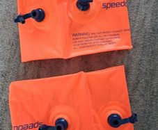 Speedo armbands.age 2/6