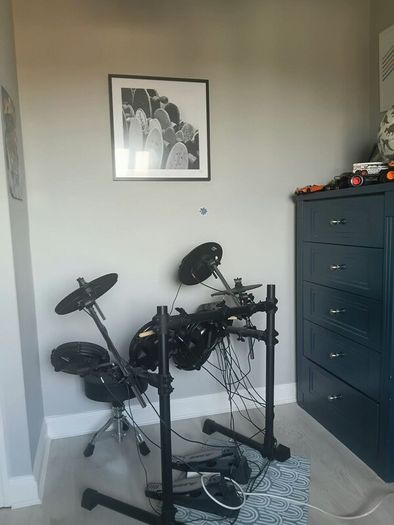 Alesis Turbo Mesh Drum Kit - Perfect Condition