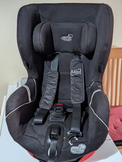 Bebe Confort Axiss car seat