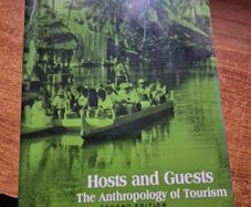 Hosts and Guests. The Anthropology of Tourism. Valene Smith