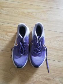 Nike girls trainers