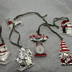 Newbridge Christmas decorations