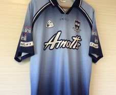 Dublin Jersey. Season 2002/2004. Official Oneills Dublin GAA Jersey. Authentic Original From 2002. Not A Modern Day Remake.