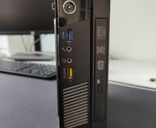 Lenovo Tiny Mini PC Intel/8GB/128GB SSD/Windows 11