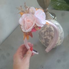 Brand new dusky pink and gold headpiece fasciantor crown