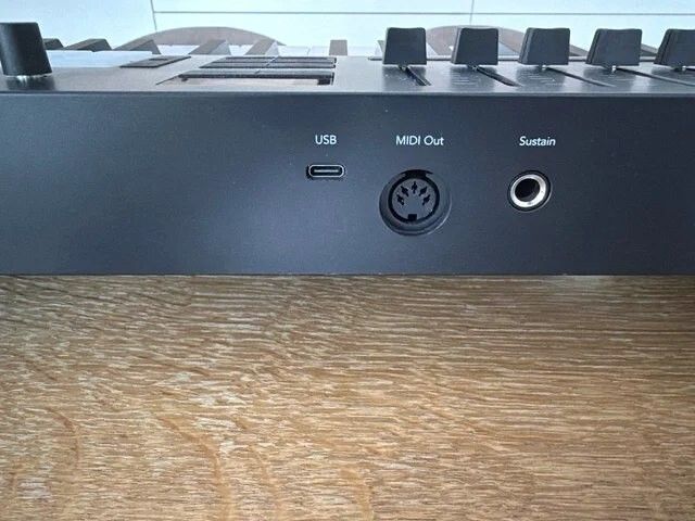 Novation Launchkey 49 mk4