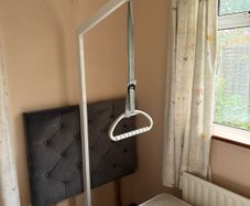 bed pull up aid