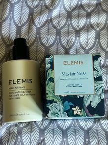 ELEMIS House Of ELEMIS Mayfair No.9 Hand & Body Wash 300ml and Elemis Mayfair No.9 Candle 220g  A scented candle infused with an uplifting essential oil blend.