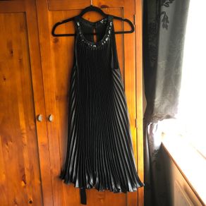 Gorgeous black cocktail dress