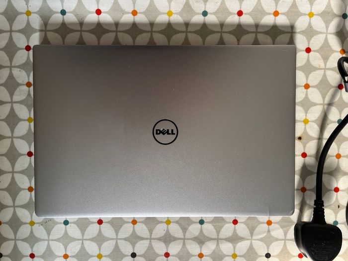 Dell XPS 9360 13" laptop