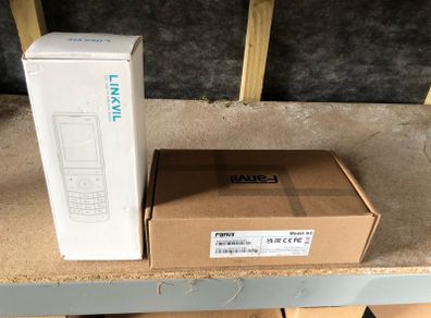 Linkvil VOIP cordless phone and Fanvil I62 Door phone