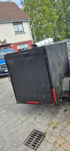 trailer box