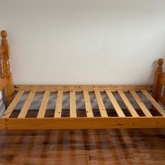 Bed frame single