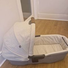 Joie Ramble Signature Carrycot  Excellent Condition