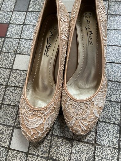 Wedding shoes off white/light beige. Size 8/41
