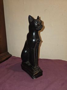 Ancient Egyptian Goddess Bastet Statue
