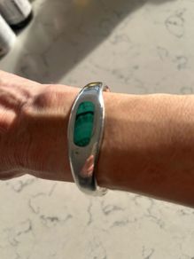 Vintage Mexican solid silver bangle, malachite inlay