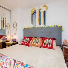Emma Super King Ottoman bed