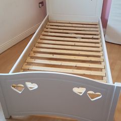 Bedroom furniture set.Need Gone ASAP! 250euro ONO...