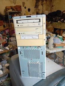 Vintage Gateway desktop